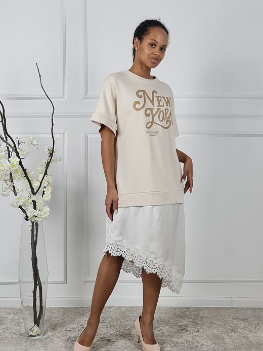 Платье-футболка MIHO'S с надписью "New york" кремовое