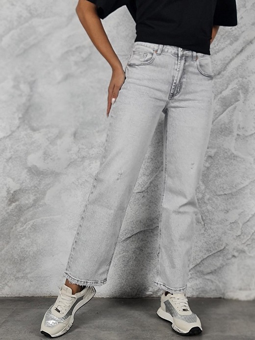 Джинсы Miss Bonbon с потертостями светло-серые