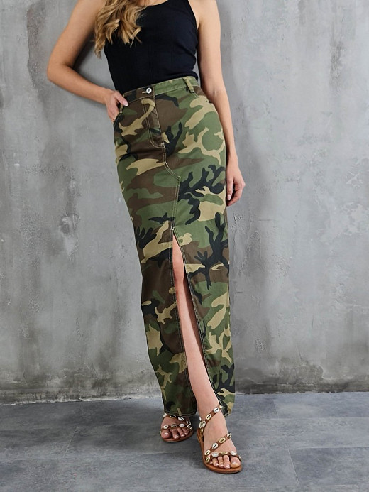 Юбка-карандаш Please с разрезом спереди и принтом "Милитари" хаки
