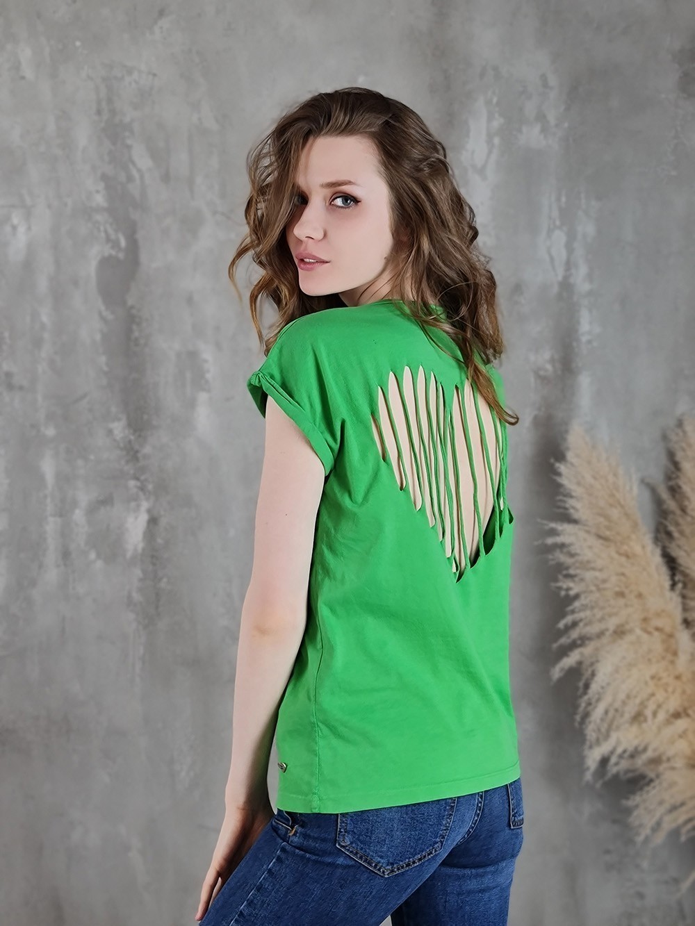 Футболка Please сердце на спине зелёная (Green) , фотография №1